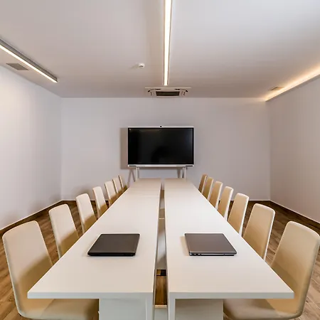 Hotel Cresanto Luxury