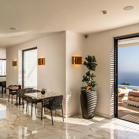 Cresanto Luxury