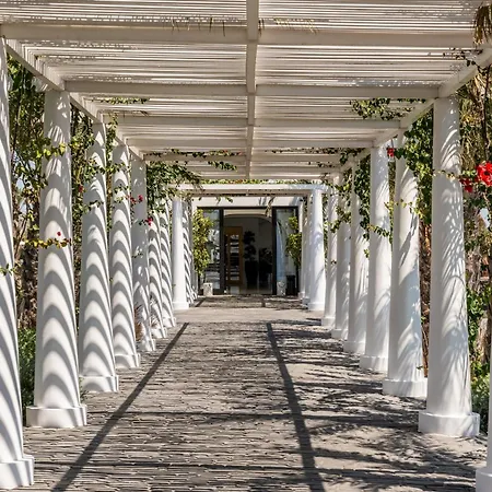 Cresanto Luxury Imerovigli (Santorini)