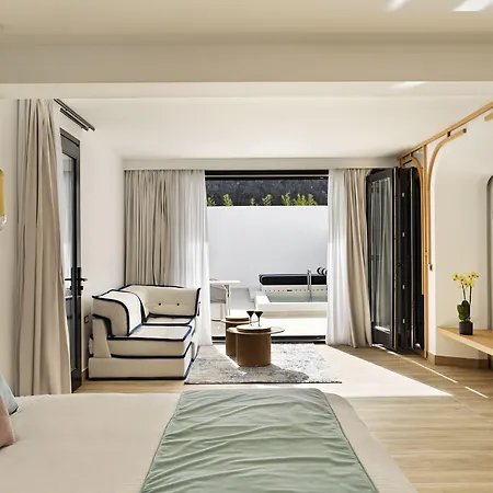 Cresanto Luxury 5* אימרוביגלי