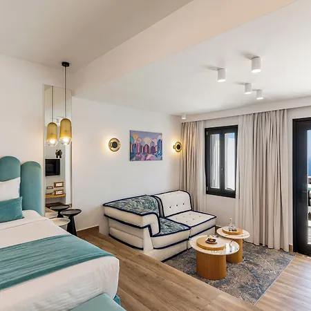 Cresanto Luxury Hotell 5*