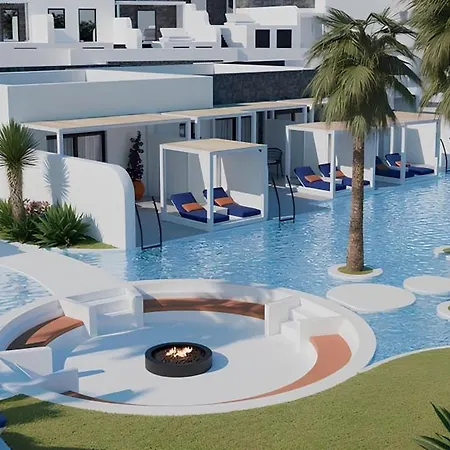 ホテル Cresanto Luxury