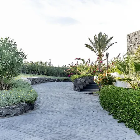 Cresanto Luxury אימרוביגלי