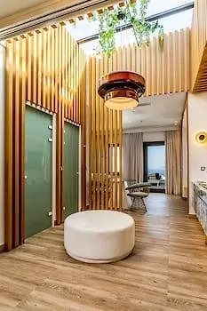 Cresanto Luxury