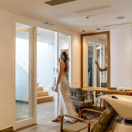 Cresanto Luxury 호텔