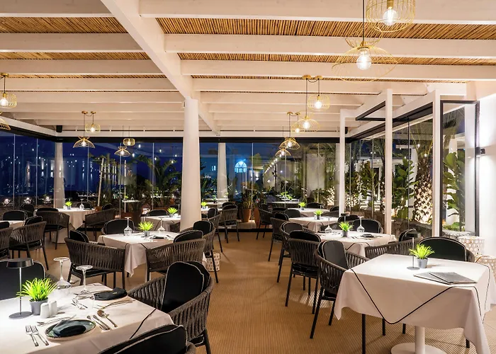 Cresanto Luxury فندق 5*