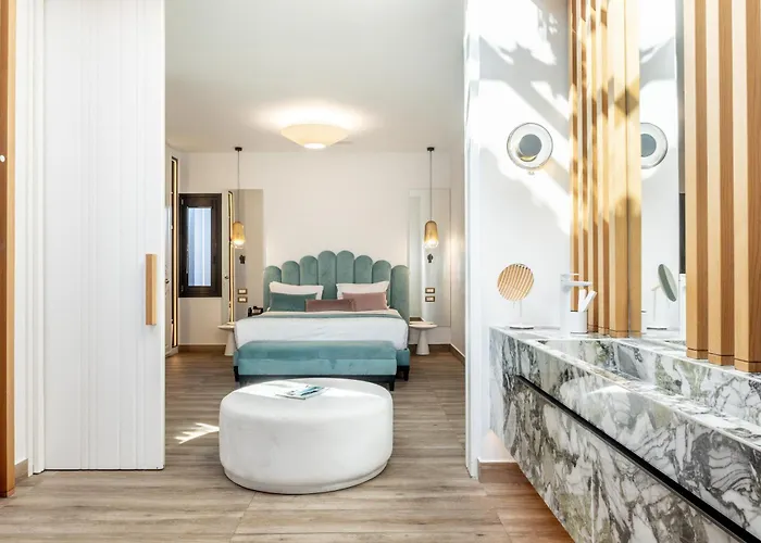 Cresanto Luxury אימרוביגלי